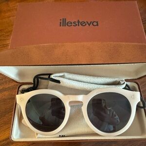 Illesteva Leonard II Light Pink Sunglasses